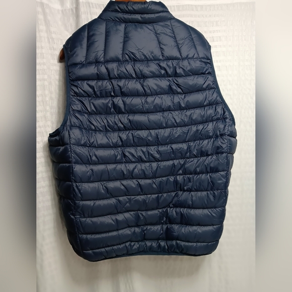 Hawke & Co Sport Men's Performance Puffer Vest. Size Xl. - Picture 3 of 8
